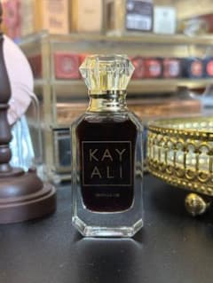 新品 未使用品 KAYALI VANILLA 28香水のサムネイル
