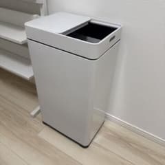 【超美品】センサー式 自動開閉ゴミ箱 メタル ダストボックス 高級感のサムネイル