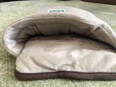 ハリネズミのふんわり包み込むベッドのサムネイル