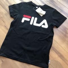 FILA フィラ　新品未使用Tシャツ140のサムネイル