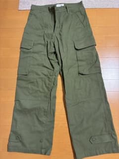 MONO-MARTカーゴパンツ オリーブ色のサムネイル