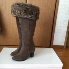 ロングファーブーツのサムネイル