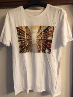NIKE BOX Tシャツのサムネイル