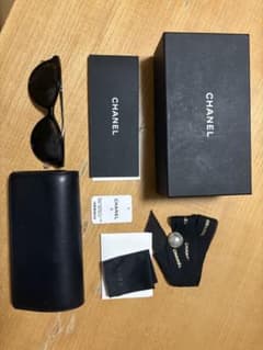 CHANEL サングラスのサムネイル
