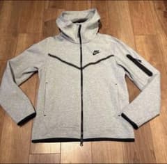 Nike テックフリース グレー Lのサムネイル