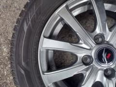 ヨコハマ　165/70R14　スタッドレスタイヤ2本のサムネイル