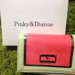 pinky&dianne財布のサムネイル