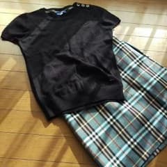 バーバリー　黒半袖ニットのサムネイル