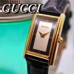 専用 GUCCI ゴールド スクエア ローマン レディース腕時計 1145. 専用 GUCCI ゴールド スクエア ローマン レディース腕時計 1145