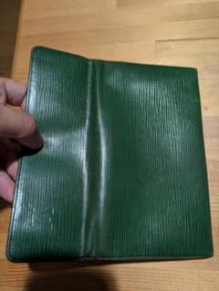 4*8様 LOUIS VUITTON エピ 長財布 グリーンのサムネイル