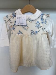 新品タグ付き bebe 花柄ワンピース ブルマセットのサムネイル