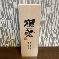 大人気商品！桐箱入り【獺祭】磨き二割三分　720mlのサムネイル