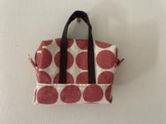 ハンドメイド　赤　水玉ミニミニポーチ　ミニボストンのサムネイル