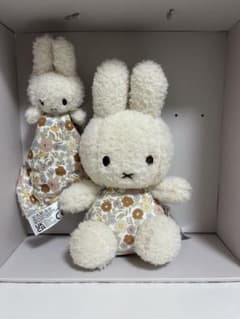 ミッフィーLITTLE DUTCH ぬいぐるみ とドゥードゥーセットのサムネイル