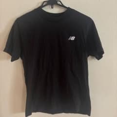 NEWBALANCE スポーツtシャツ 黒 Mサイズ 美品 バックプリントのサムネイル