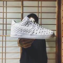 Air Force 1 Lv8 エアフォース1 ナイキ NIKEのサムネイル