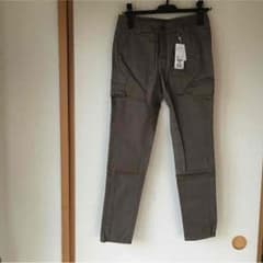未使用 カーゴパンツ S カーキ色のサムネイル