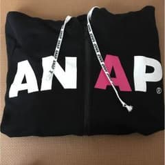 おまめ様専用♡ANAPパーカーのサムネイル