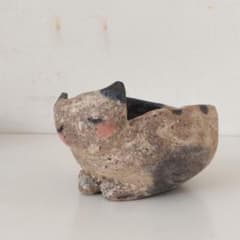 ひがしりょうこ　猫の鉢 ひがしりょうこ 猫の鉢 - メルカリ