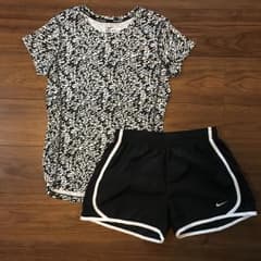 NIKE DRI-FIT ランニングウェア セットのサムネイル