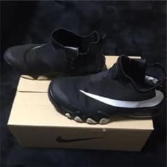 NIKE BIG SWOOSHのサムネイル