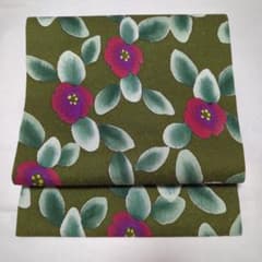 売り尽くしセール‼️新品■正絹鬼ちりめん，レトロモダン花文様染め，全通柄名古屋帯 作家物 名古屋帯 両面全通 正絹 染め 濡れ書き 友禅 レトロモダン 椿