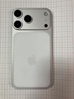 iPhone17pro カスタムデザイン（iPhone XR） - メルカリ