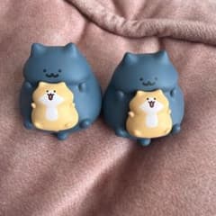 ③猫さん&子猫さん フィギュア 2点セットのサムネイル