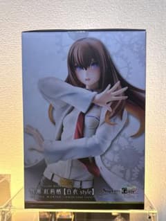 【本日限定価格】牧瀬紅莉栖 白衣style 1/7スケール フィギュアのサムネイル