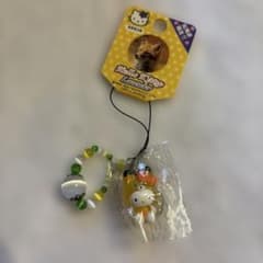 レア】ハローキティ 北海道限定 キタキツネ キャッツアイストラップ