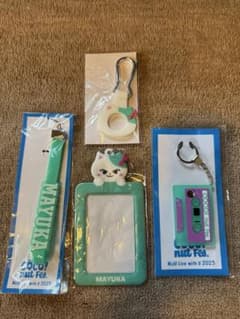 niziu mayuka グッズのサムネイル