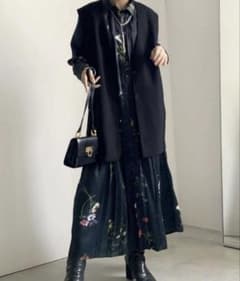 Ameri UND NEVAEH VEST SET DRESS - メルカリ