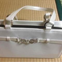 バックのサムネイル