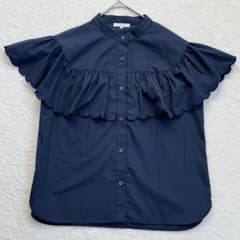 美品 yori 2024SM スカラップスリーブブラウス ネイビー 38サイズ