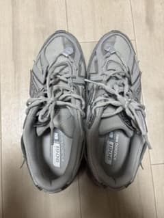 New Balance 1906A Silver Metallicのサムネイル