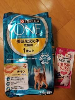 ピュリナワン 美味を求める成猫用 1歳以上 チキンのサムネイル