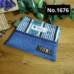 No.1676 ハンドメイドデニム リメイクポーチ - メルカリ