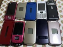 ガラケー 携帯電話 おまとめ 10台動作未確認 ジャンク - メルカリ