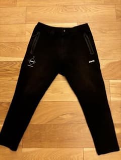 専用　F.C.Real Bristol   スウェットパンツ Mサイズのサムネイル