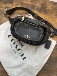 coach ボディバッグのサムネイル