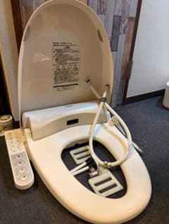 ウォシュレット　温水洗浄便座　TOSHIBA   SCS-S301 TOSHIBA 温水洗浄便座 SCS-S301 ウォシュレット - メルカリ