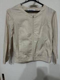 NATURAL BEAUTY BASIC ノーカラージャケット ベージュ Sのサムネイル