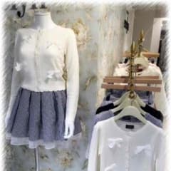 evelyn♡紺色スカートのサムネイル