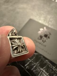 明日まで限定値引き✨CHROME HEARTS フレームドチャーム　トップ 明日まで限定値引き✨CHROME HEARTS フレームドチャーム トップ - メルカリ