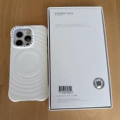 CASETiFY iPhone用ケース ホワイトのサムネイル