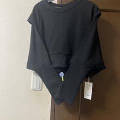 ブラック ショート丈 スウェット 未使用タグ付きのサムネイル