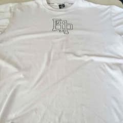 インザペイント Tシャツのサムネイル