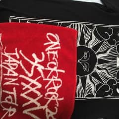 yojiro_10696様専用ONE OK ROCK セットのサムネイル