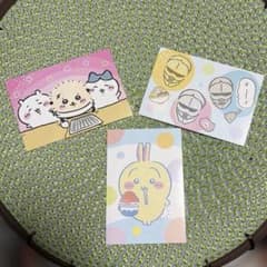 美品 ちいかわ ラッコ ハチワレ うさぎ 鎧さん キラキラカード 3枚セットのサムネイル