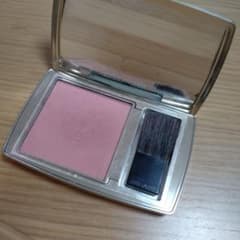 ESTEE LAUDER パウダーチーク ピンクのサムネイル